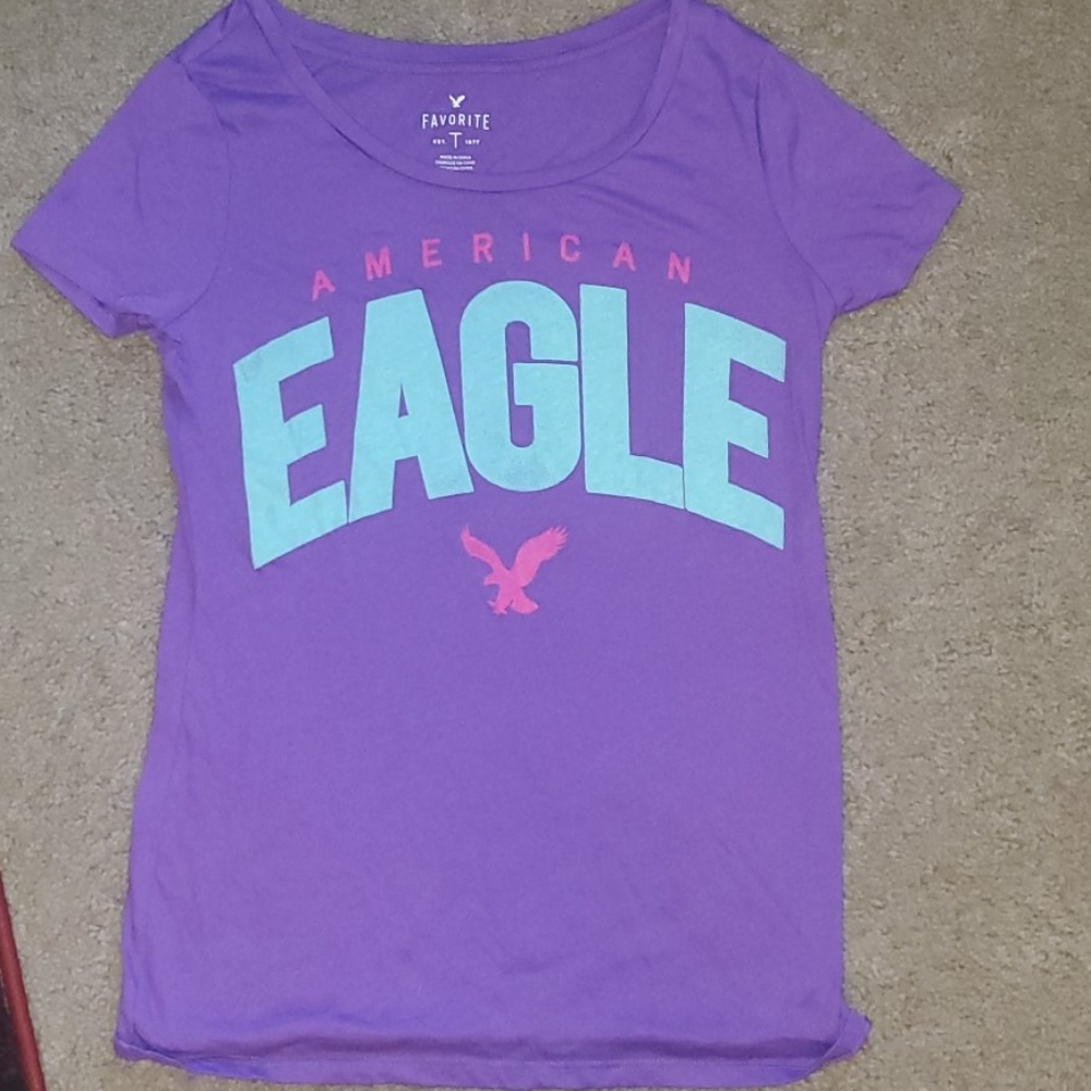 American Eagle favorite T in purple